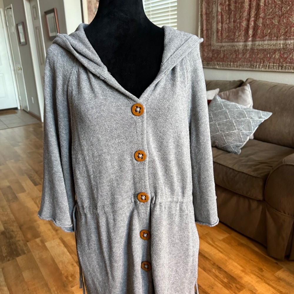 Sweater - Picture 5 of 7